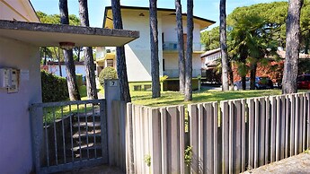 Lovely Apartment With Garden and Terrace