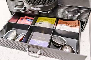 Impeccable 2-bed Apartment in Salford