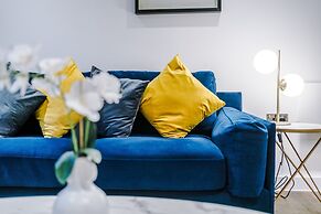 Impeccable 2-bed Apartment in Salford