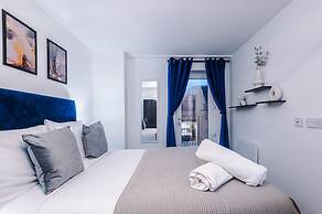 Impeccable 2-bed Apartment in Salford