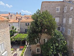 Beatrix Suites Budva Old Town