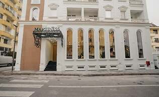 Martiness Hotel