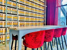 Scarletz Suites KLCC by M SUITES