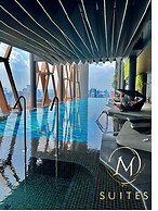 Scarletz Suites KLCC by M SUITES