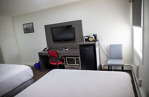 Ramada by Wyndham Dawson Creek