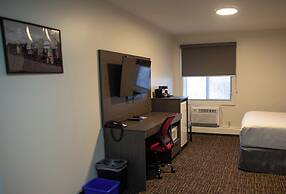 Ramada by Wyndham Dawson Creek