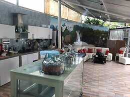 Ecohotel Ambrosia Lodge