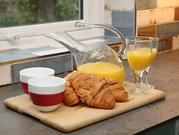 Toll Bar Cottage