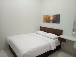 Omah Bondi Family Homestay by FH Stay