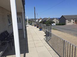 Elmbank House Apartment With Island Views