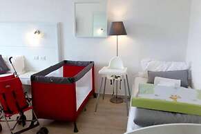 Lovely 3-bed House in Sorrento for Families