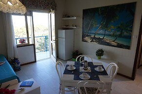 Great Apartment With Lift and Terrace - Beahost