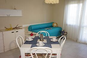 Great Apartment With Lift and Terrace - Beahost