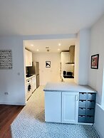 Cosy, Bright and Central Flat for Work and Holiday