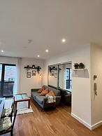 Cosy, Bright and Central Flat for Work and Holiday