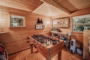 71mf- Rustic - Pets Ok - Sleeps 4 1 Bedroom Cabin by Redawning