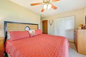 Stunning Franklin Cabin w/ Deck & Mountain Views