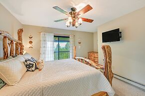 Stunning Franklin Cabin w/ Deck & Mountain Views