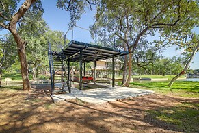 Modern Kingsland Home w/ River Access & Kayaks!