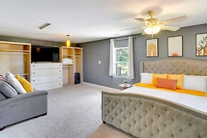 Stylish Waterfront Lake Wales Home Rental w/ Dock!