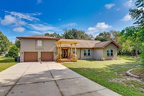 Stylish Waterfront Lake Wales Home Rental w/ Dock!