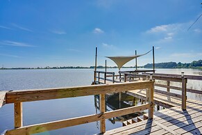 Stylish Waterfront Lake Wales Home Rental w/ Dock!