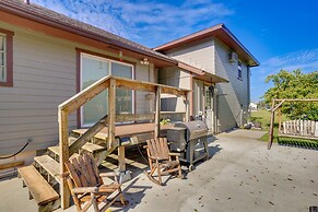 Stylish Waterfront Lake Wales Home Rental w/ Dock!