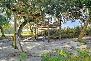 Stylish Waterfront Lake Wales Home Rental w/ Dock!