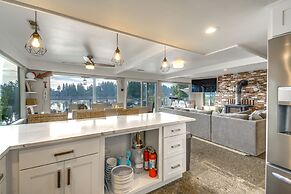 Waterfront Allyn Retreat w/ Guest House & Beach!