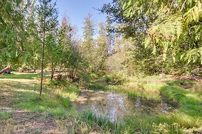 Waterfront Allyn Retreat w/ Guest House & Beach!