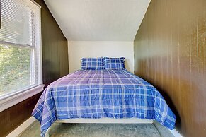 Cincinnati Home Rental w/ Balcony + Fire Pit!