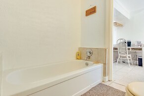 Cincinnati Home Rental w/ Balcony + Fire Pit!