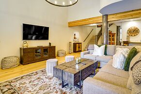 Park City Vacation Rental w/ Hot Tub & Fire Pit!