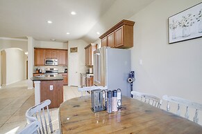 4 Mi to Six Flags: Spring Vacation Home