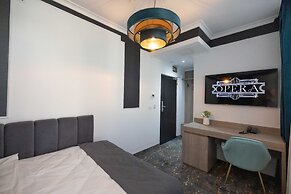 Opera Hotel