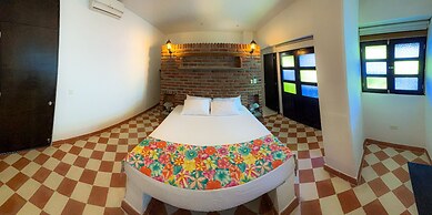 Hotel Puerto Pelicano