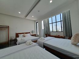 HERO HOSTEL & BILLIARDS