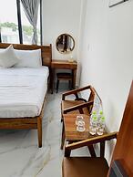 HERO HOSTEL & BILLIARDS