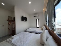 HERO HOSTEL & BILLIARDS