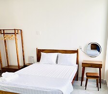 HERO HOSTEL & BILLIARDS