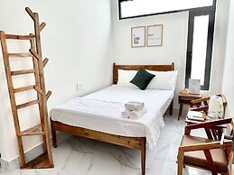 HERO HOSTEL & BILLIARDS