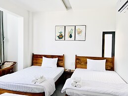 HERO HOSTEL & BILLIARDS