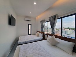 HERO HOSTEL & BILLIARDS