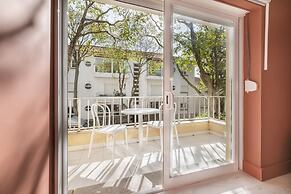 Olala Rainbow Suites