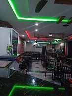 Urwa Hotel & Restaurent