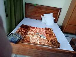 Urwa Hotel & Restaurent