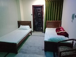 Urwa Hotel & Restaurent