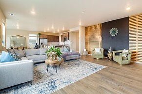 Furnished Patio & Fire Pit: Bremerton Home!