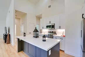Pet-friendly Houston Home ~ 3 Mi to Downtown!