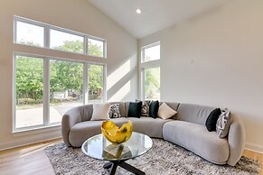 Pet-friendly Houston Home ~ 3 Mi to Downtown!